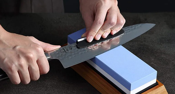 maintenance of a Knives
